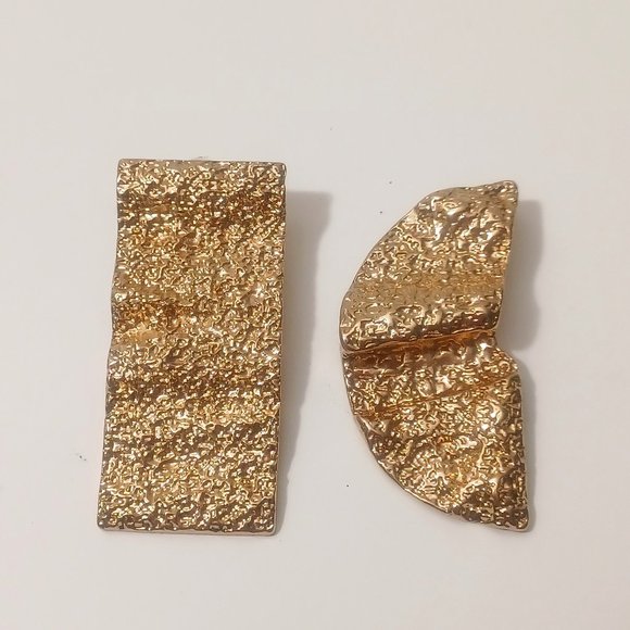 Large Gold Textured Asymmetrical Clip On Earrings - Picture 1 of 2